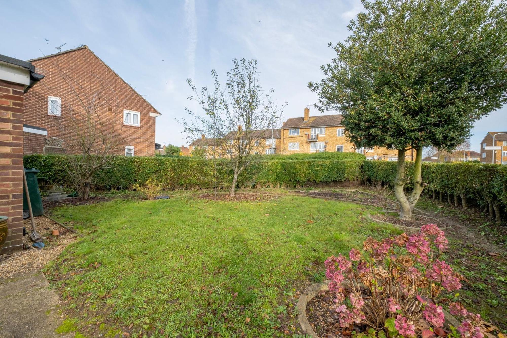 Kings House Apartment Hayes, West London Apt A Northolt  Dış mekan fotoğraf