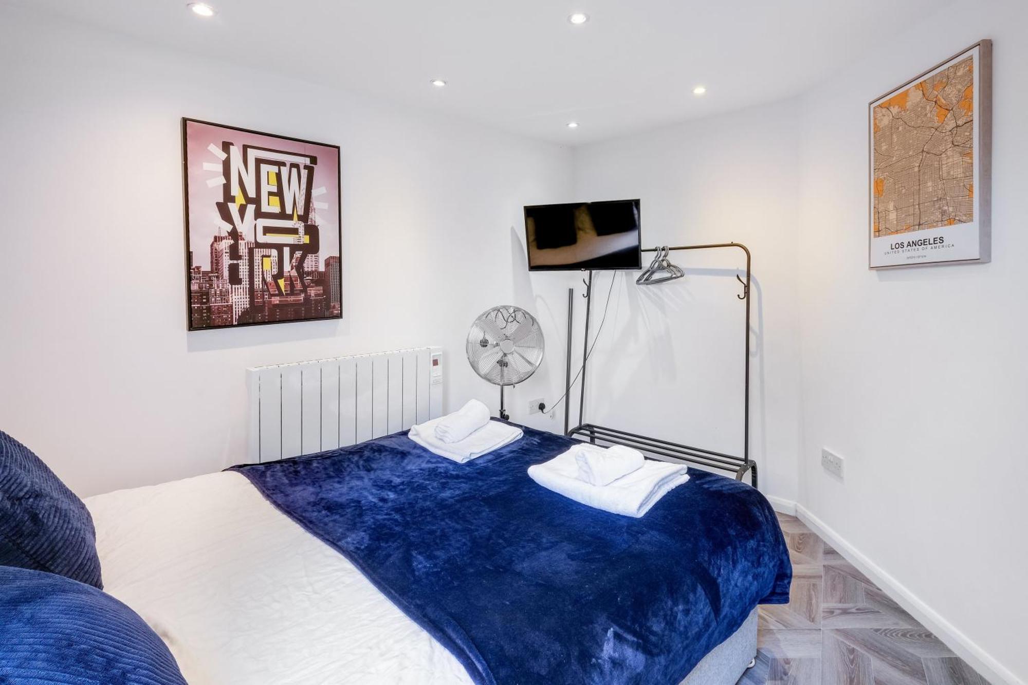 Kings House Apartment Hayes, West London Apt A Northolt  Dış mekan fotoğraf